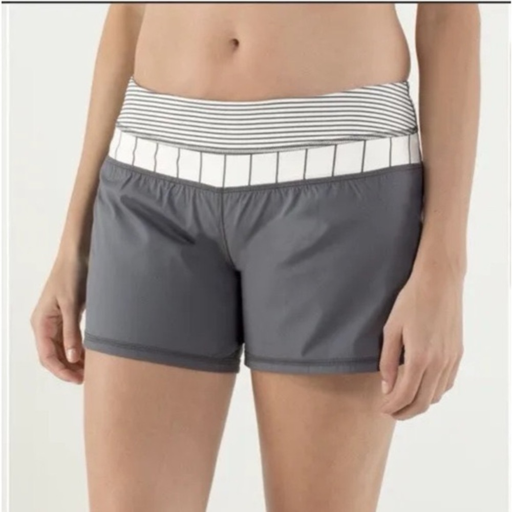 Lululemon Groovy Run Short Soot Light / Slalom Stripe Angel Wing / Hyper Size